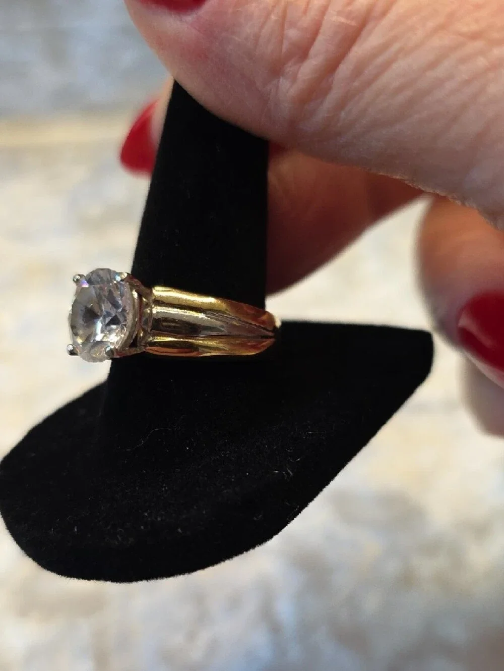 Classic Gold & Silver-Tone Solitaire Bold Ring with Clear Round Stone Size 7.5